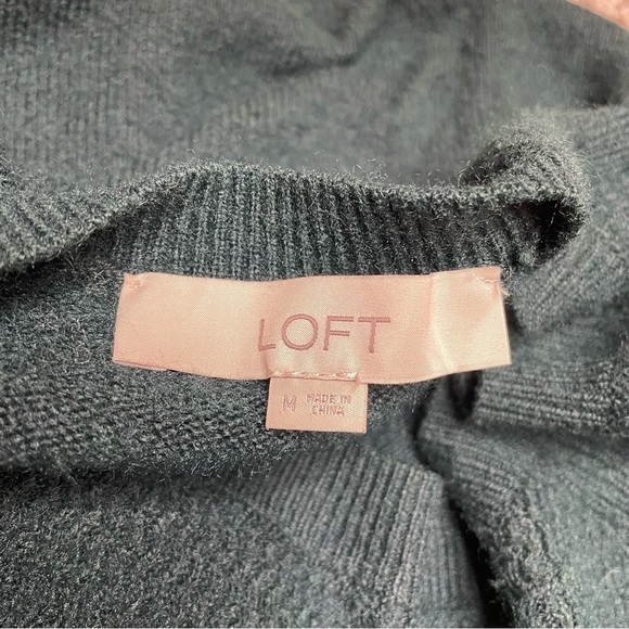 Loft Green Wide Sleeve Round Neck Knit Sweater Medium - Picture 5 of 8